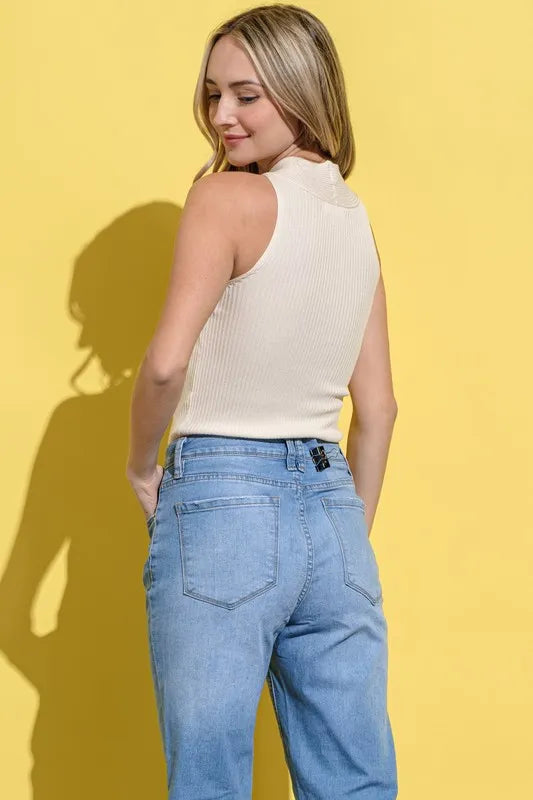 d6f5cdd8a64a488b8288b3741ac58c03-Max-Origin